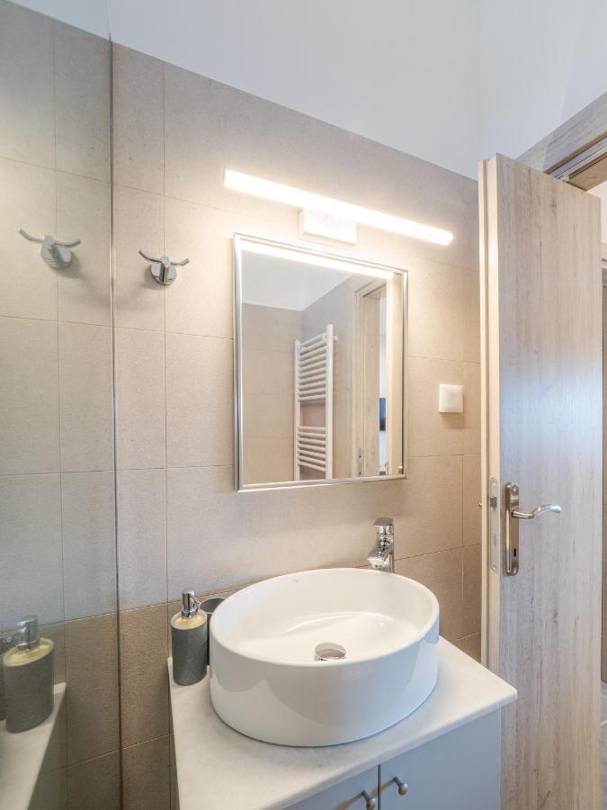 M&K - Maria'S Stylish Apartment Near Alykes Beach Corfu  Екстериор снимка