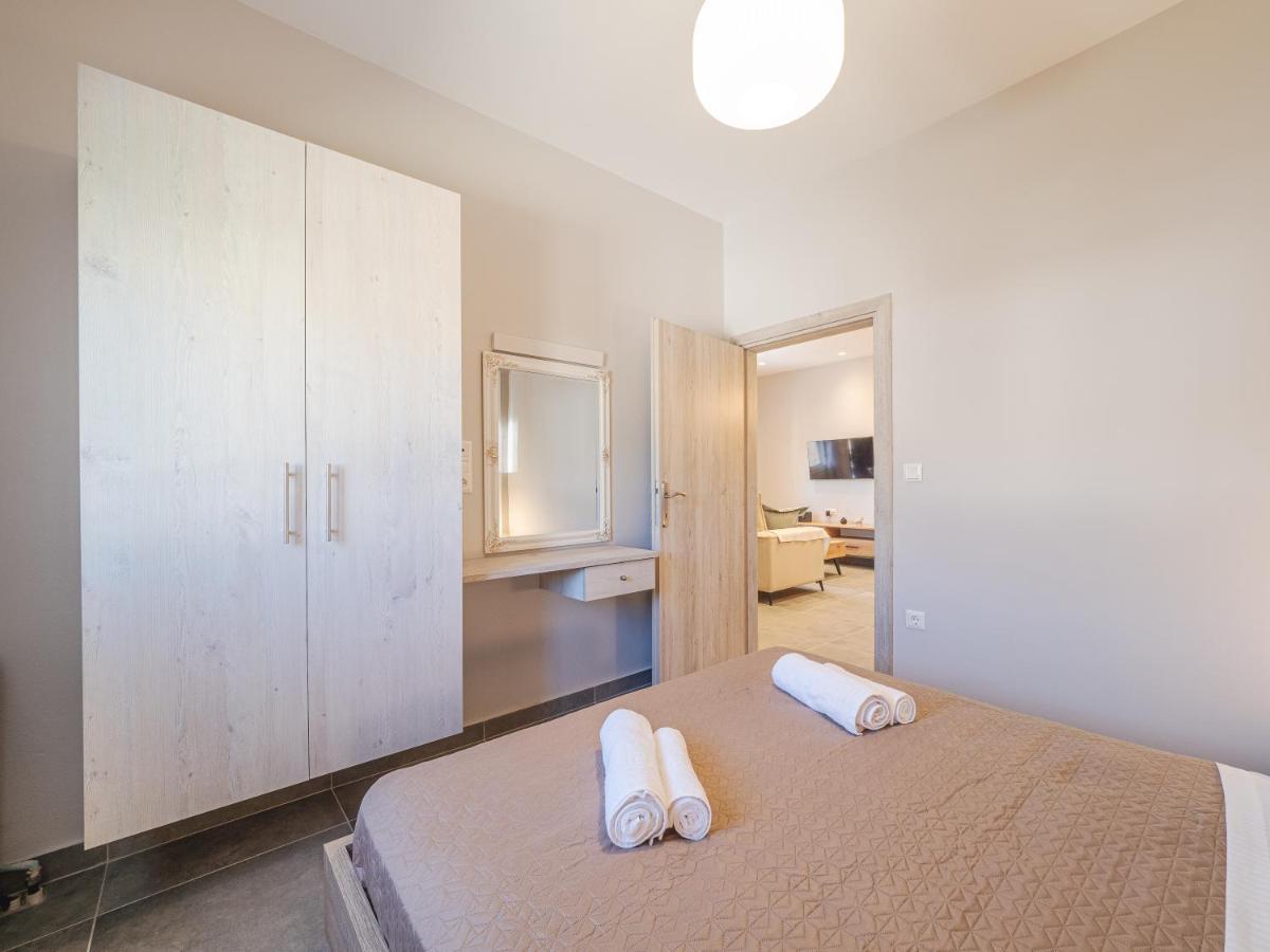 M&K - Maria'S Stylish Apartment Near Alykes Beach Corfu  Екстериор снимка