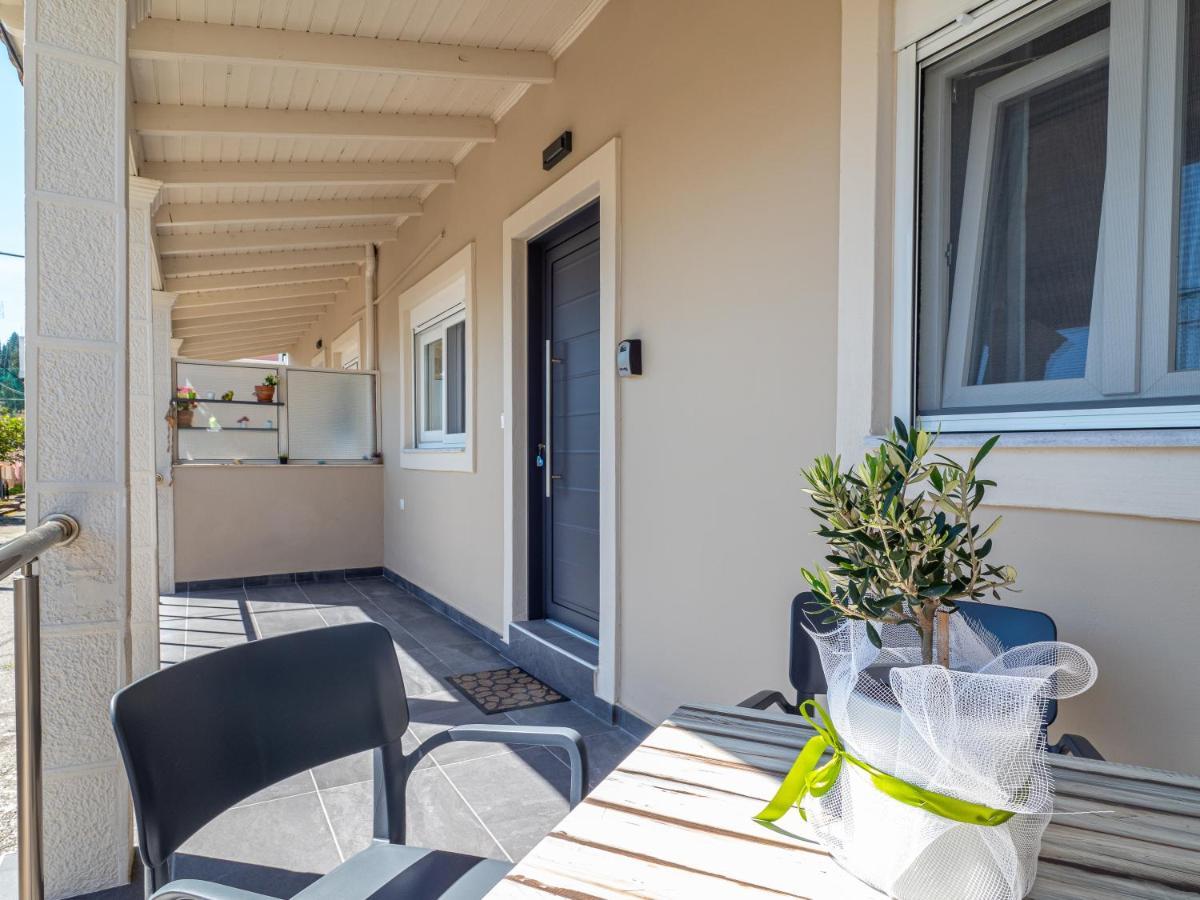 M&K - Maria'S Stylish Apartment Near Alykes Beach Corfu  Екстериор снимка
